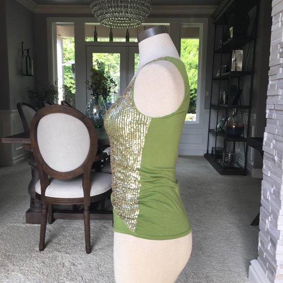 Green and gold Sequin Tank - Picture 2 of 4